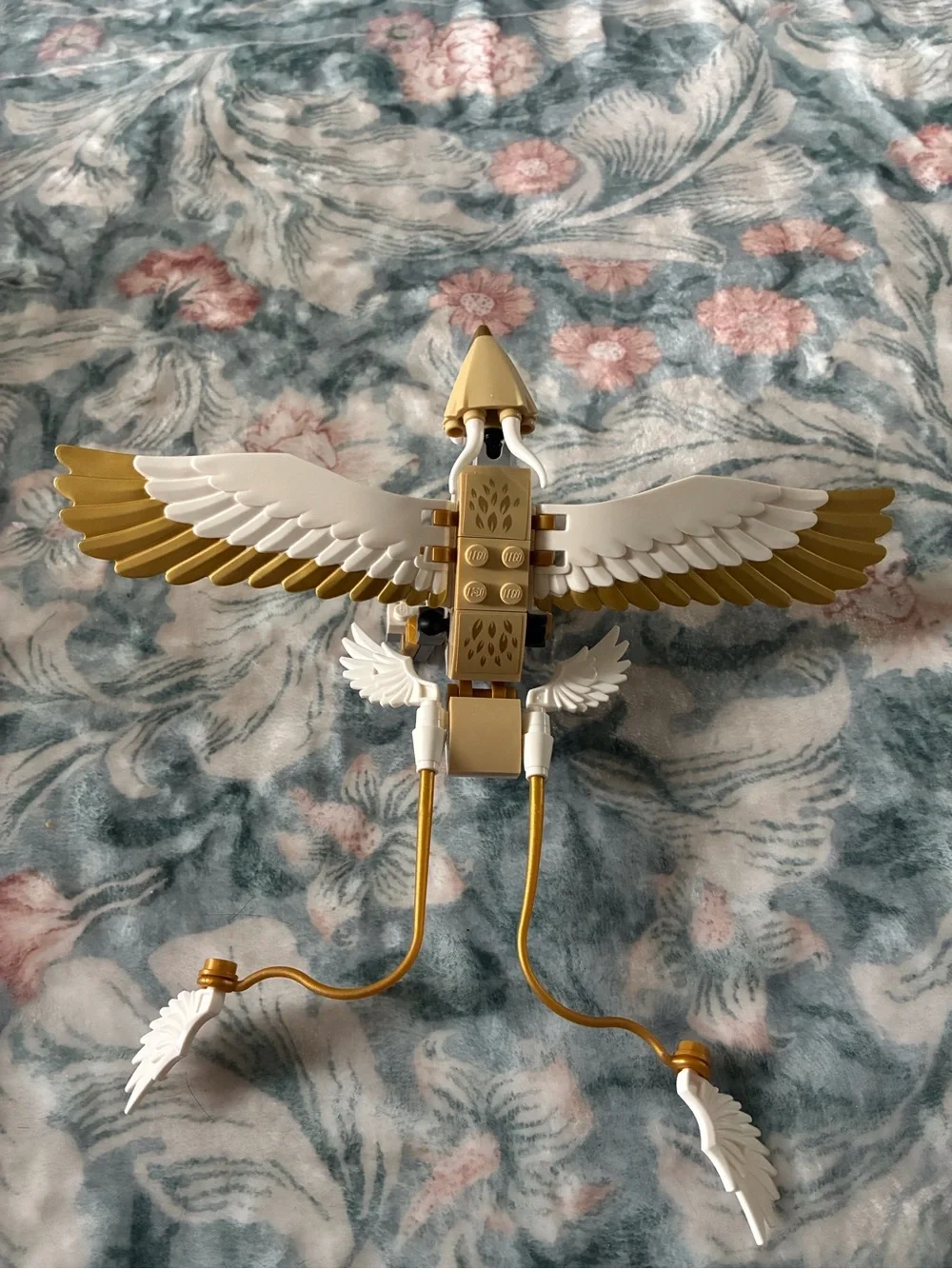 Lego golden griffin